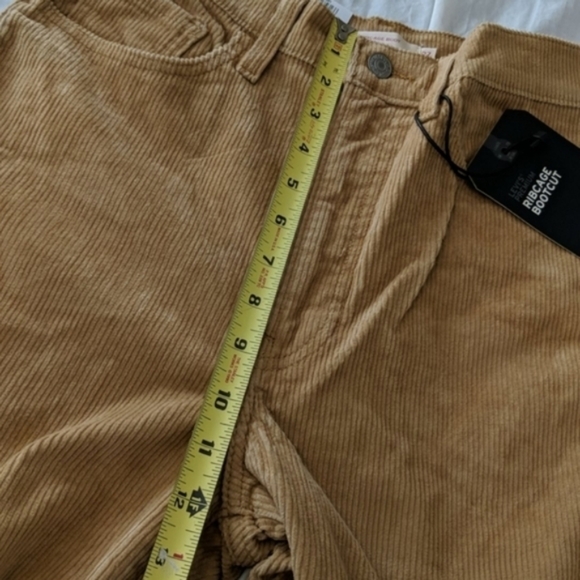 Levi's Ribcage Bootcut Boot Cut Corduroy Pants - Picture 5 of 9